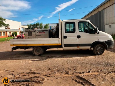 Iveco 4.8T doble cabina.